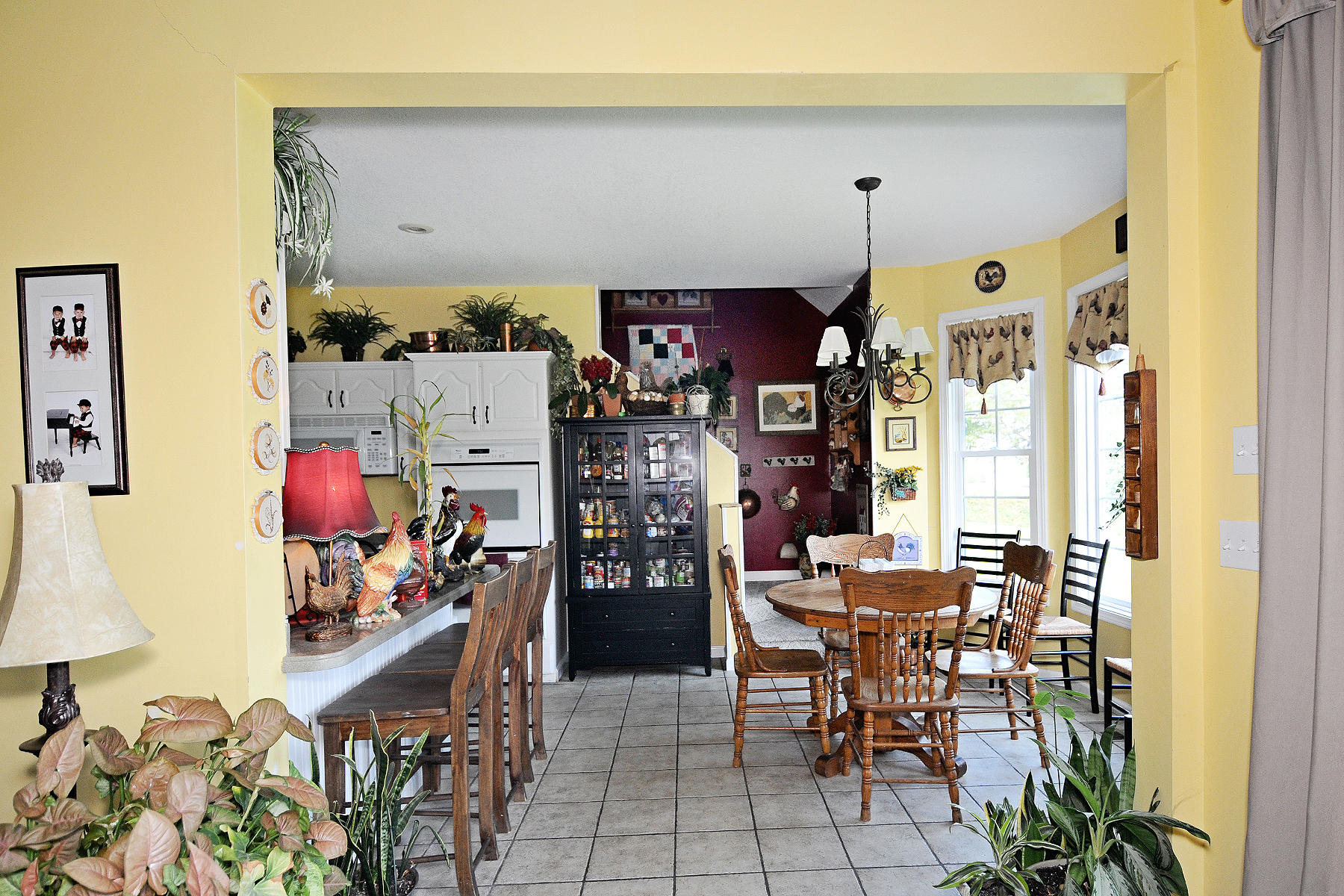 104 Duke Road Maryville, TN 37803 - Photo 8 of 29 104 Duke Road Eat-in Kitchen David Pozy