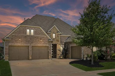 $685,900 | 8116 Tramore, The Colony, TX 75056