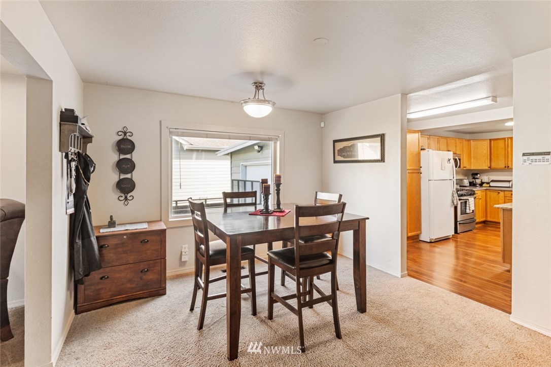 4915 Parker Road East Sumner, WA 98390 - Photo 8 of 25