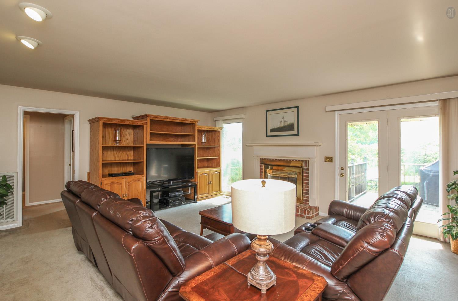 393 Cat Creek Road Manchester, TN 37355 - Photo 5 of 24 Gallery Image 5