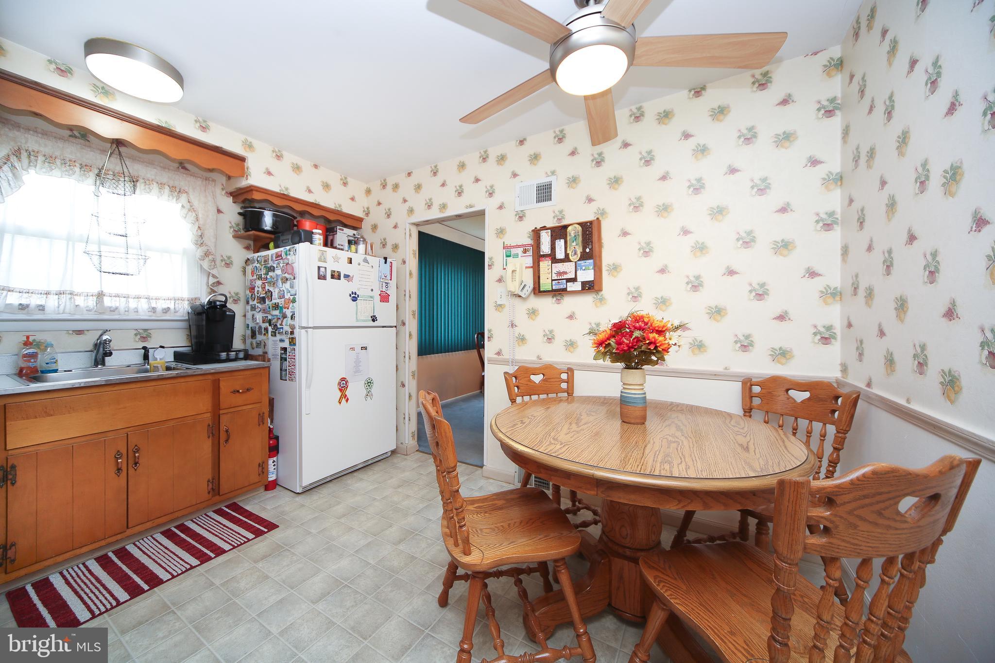1035 Alpena Road Philadelphia, PA 19115 - Photo 11 of 29