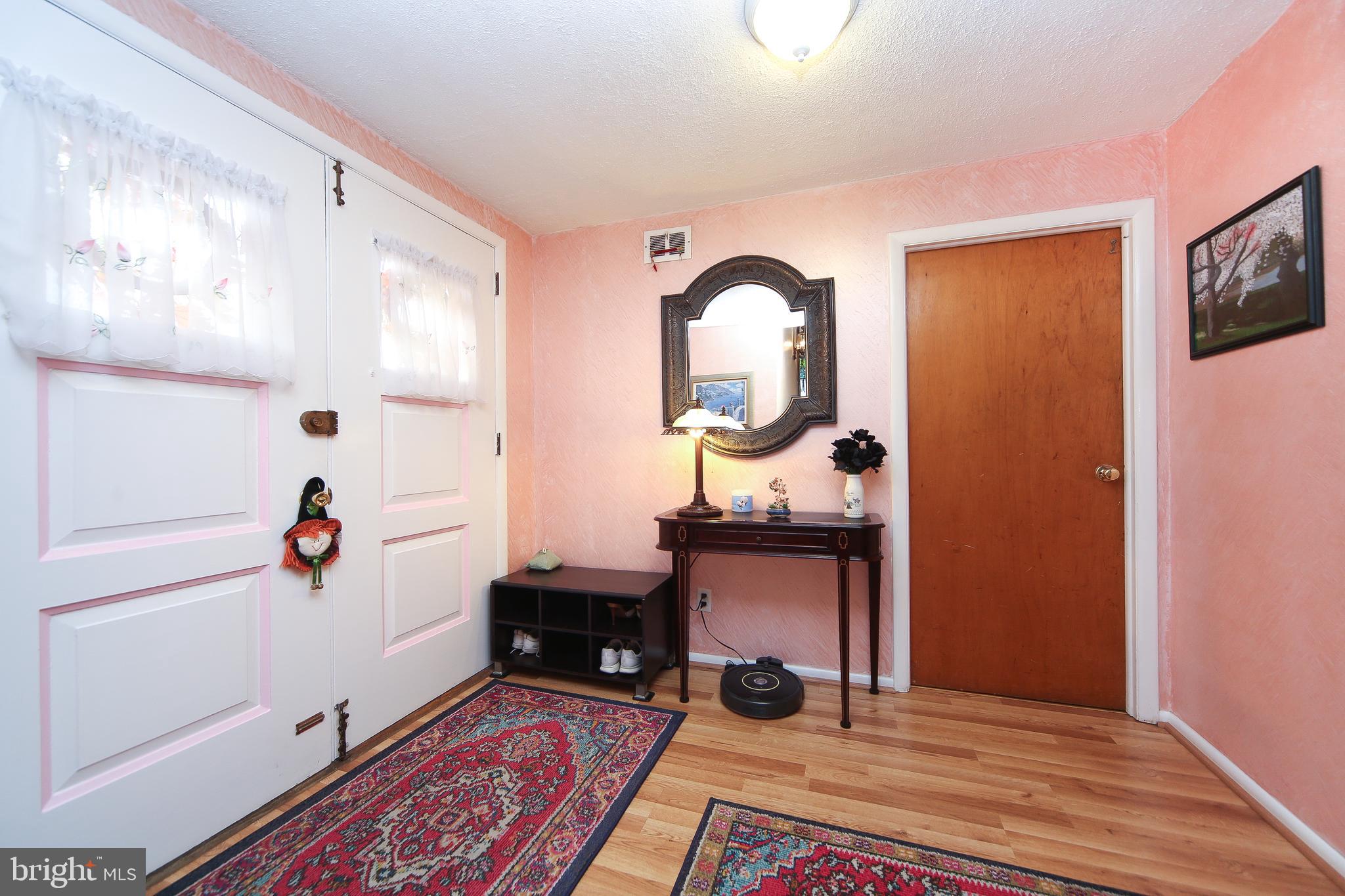 1035 Alpena Road Philadelphia, PA 19115 - Photo 5 of 29