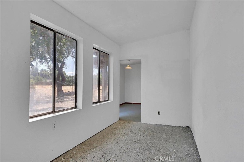 1732 Wescott Road Colusa, CA 95932 - Photo 39 of 56 a view of an empty room with windows and closet