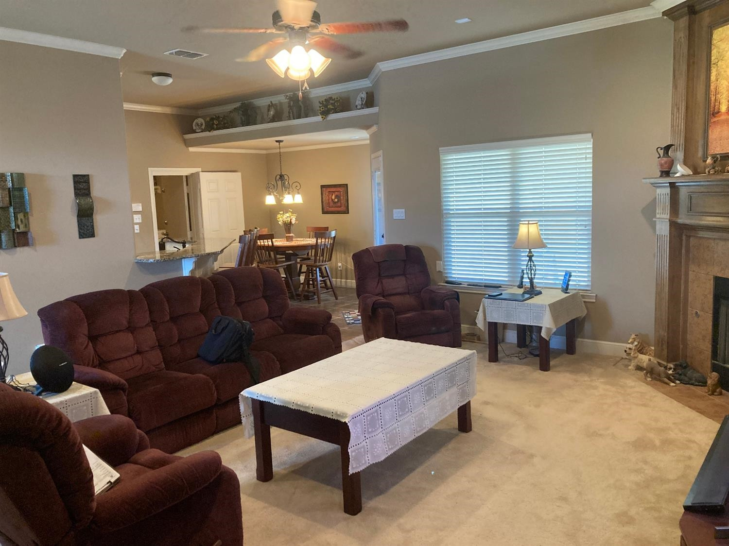 6120 75th Place Lubbock, TX 79424 - Photo 2 of 30 a living room with furniture
