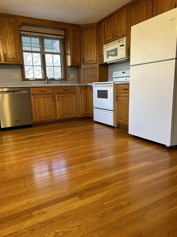 1 Rennie Drive, Unit 1 Blackstone, MA 01504 - Photo 2 of 19