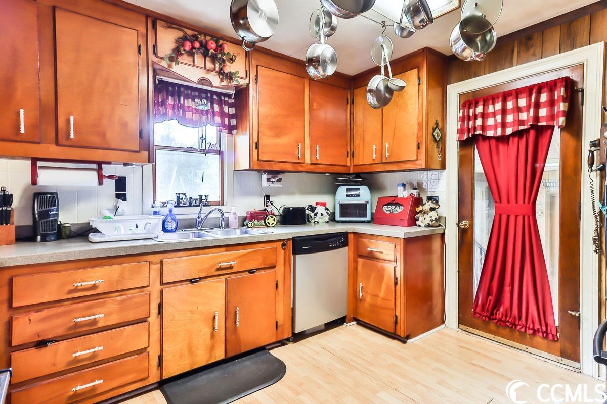 1300 Rodney Road Conway, SC 29526 - Photo 6 of 39 Gallery Image 6