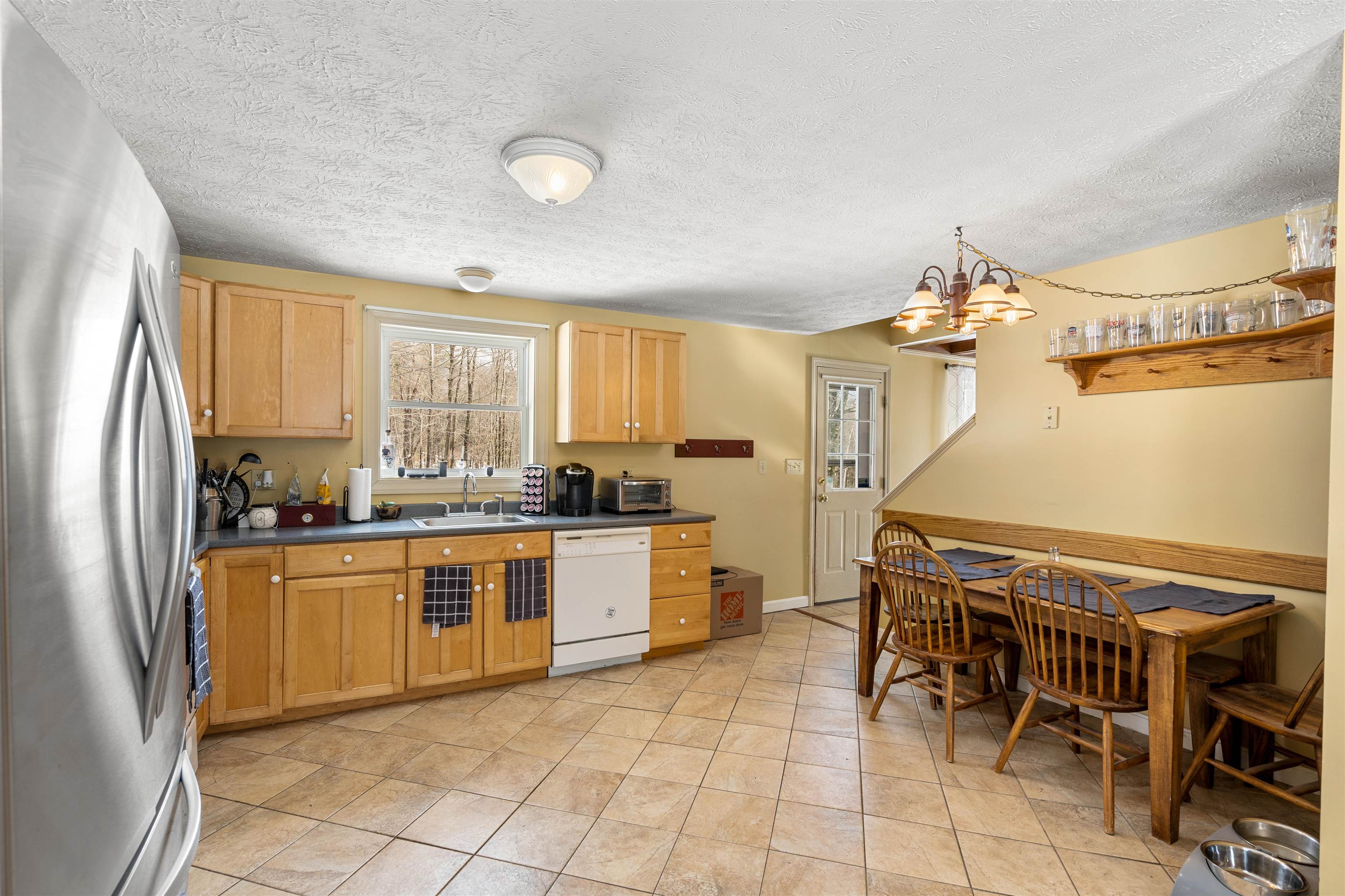 472 Barnard Hill Road Weare, NH 03281 - Photo 4 of 37 Gallery Image 4