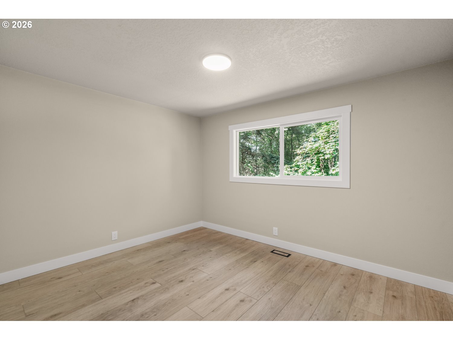22420 South Parrot Creek Road Oregon City, OR 97045 - Photo 21 of 48 Bedroom