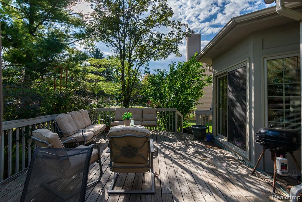 29241 Autumn Ridge Farmington Hills, MI 48334 - Photo 23 of 25