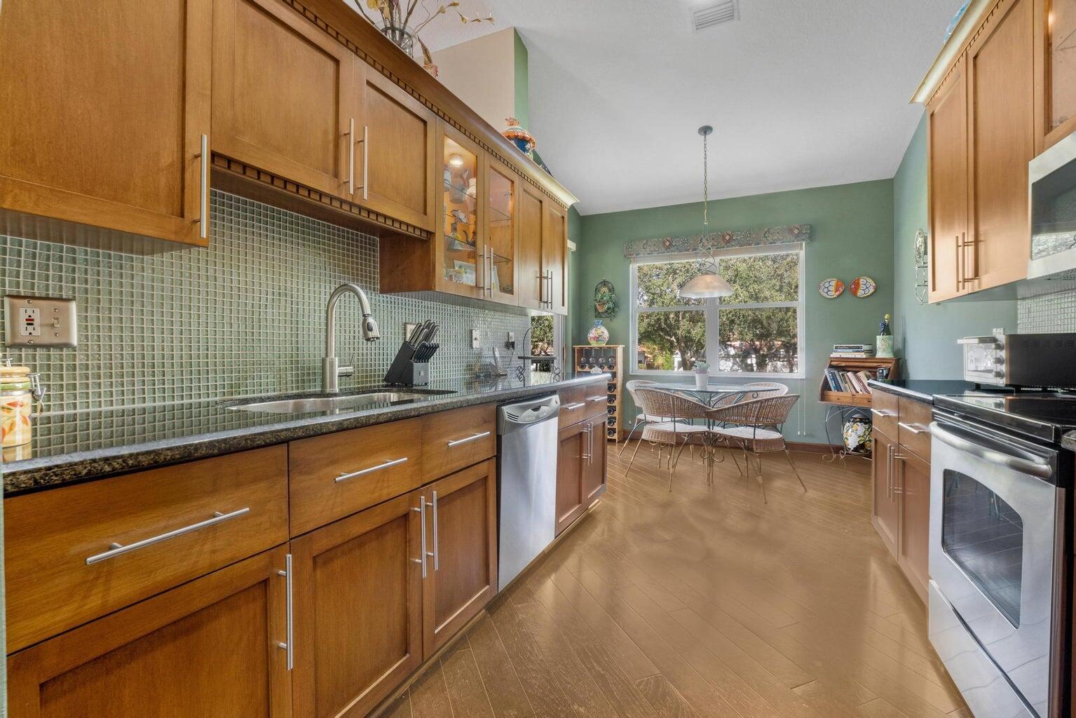 8653 Vía Reale, Unit 49U Boca Raton, FL 33496 - Photo 12 of 44 KITCHEN