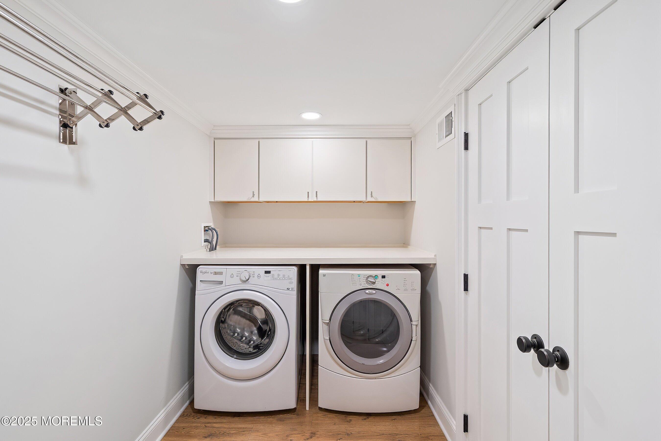 20 Rustic Terrace Fair Haven, NJ 07704 - Photo 26 of 32 a utility room with dryer and washer