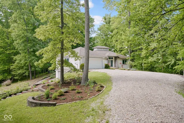 $675,000 | 6889 Foreman's Passage, Nashville, IN 47448