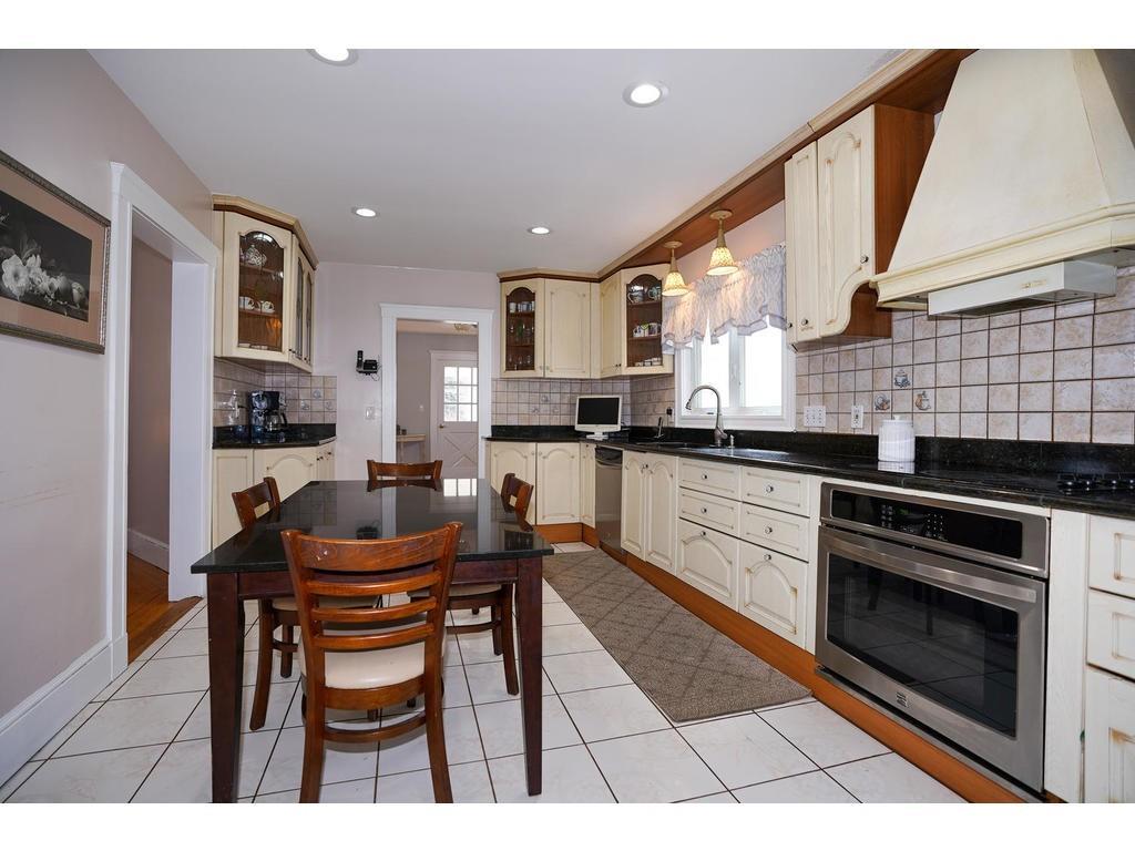 156 Overlook Road Arlington, MA 02474 - Photo 3 of 19