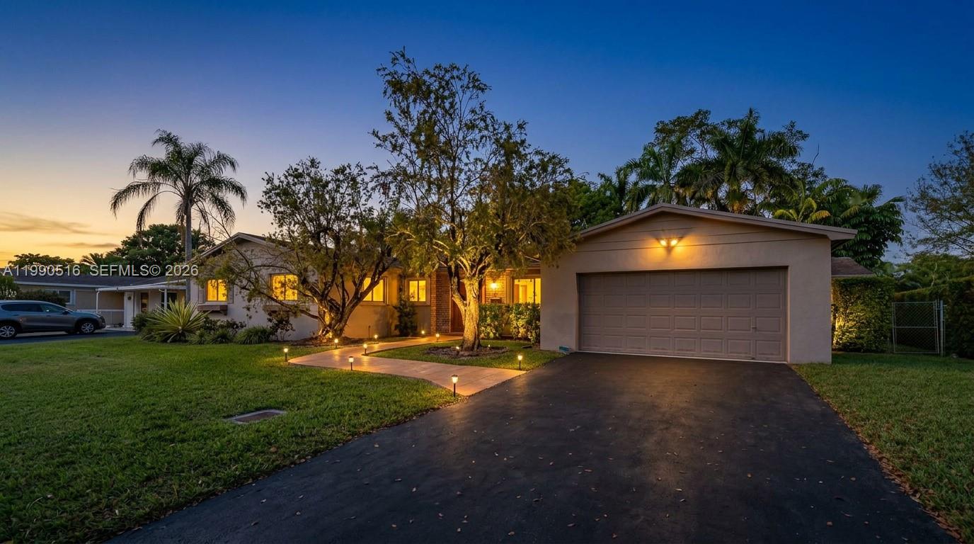 10020 Southwest 102nd Ave Road Miami, FL 33176 - Photo 25 of 27