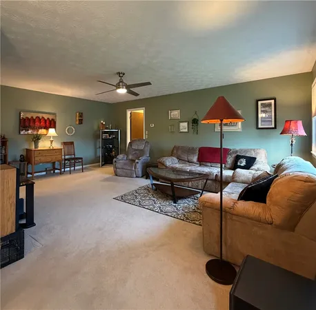 $169,900 | 26 Colonial Parkway, Unit H, Pittsford, NY 14534
