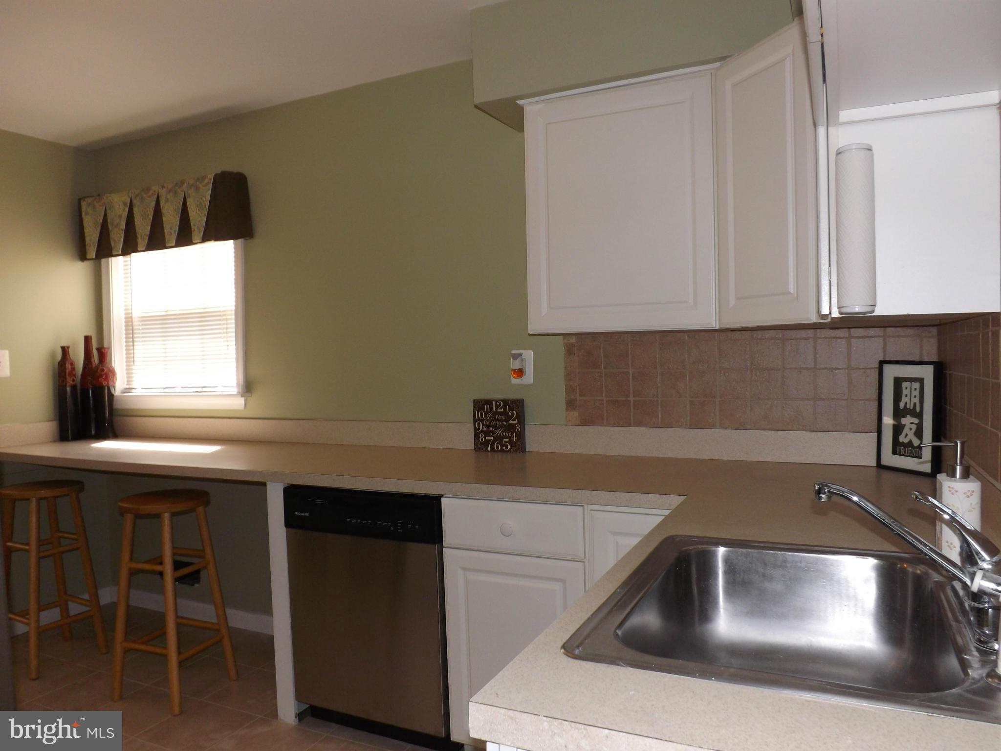 123 Allgate Road Owings Mills, MD 21117 - Photo 8 of 21 Kitchen