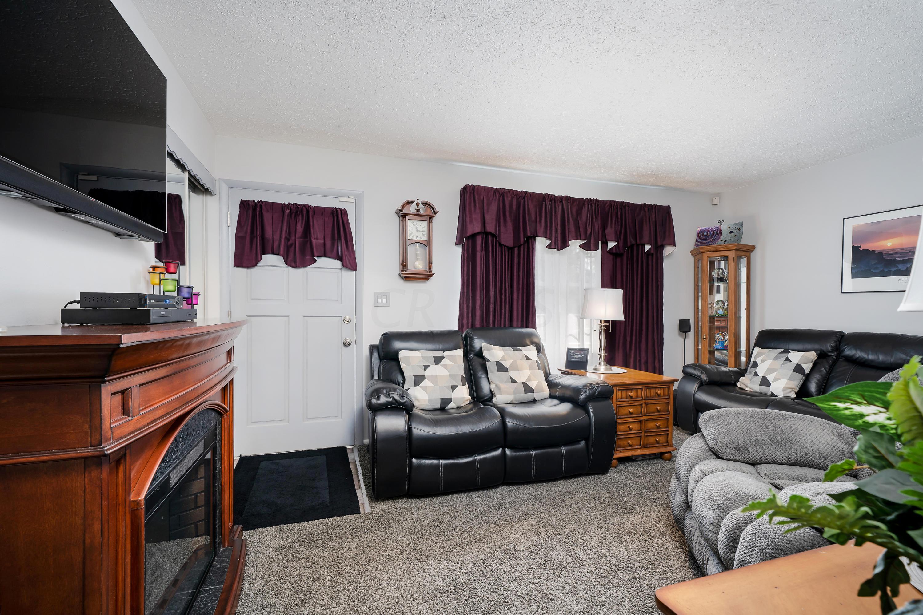 6347 Faircrest Road Columbus, OH 43229 - Photo 13 of 27 Gallery Image 13
