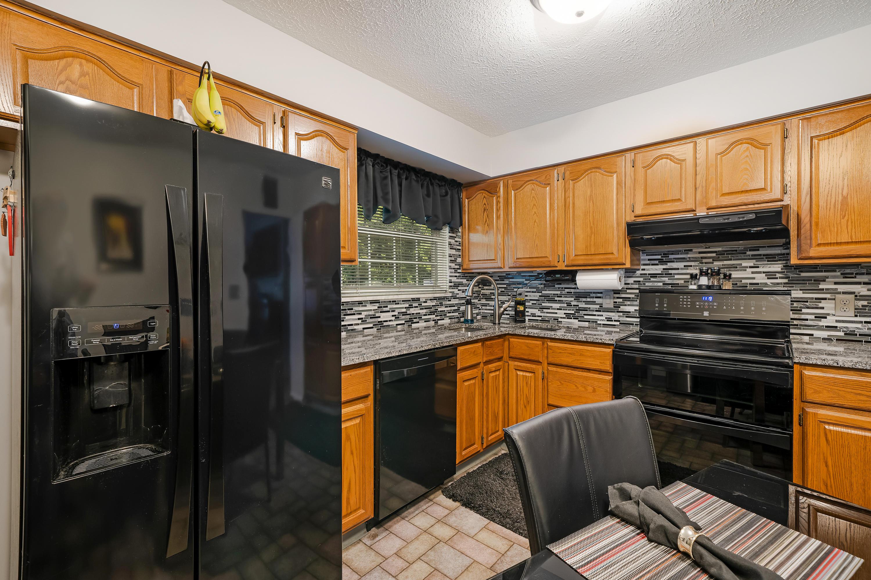 6347 Faircrest Road Columbus, OH 43229 - Photo 17 of 27 Gallery Image 17