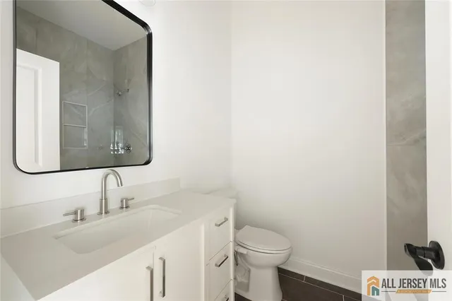 $1,100,000 | 13 Richmond Road, Edison, NJ 08817