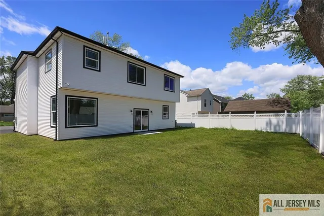 $1,100,000 | 13 Richmond Road, Edison, NJ 08817