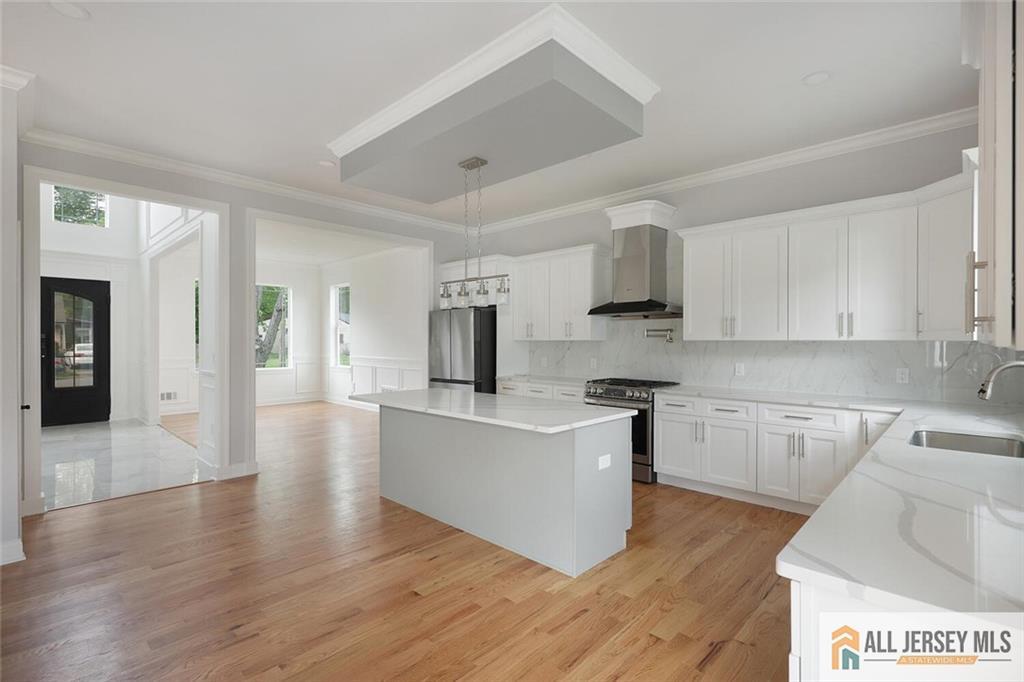 13 Richmond Road Edison, NJ 08817 - Photo 7 of 24