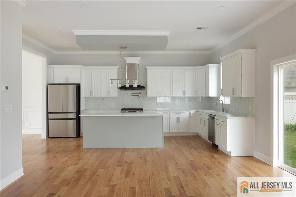 13 Richmond Road Edison, NJ 08817 - Photo 9 of 24