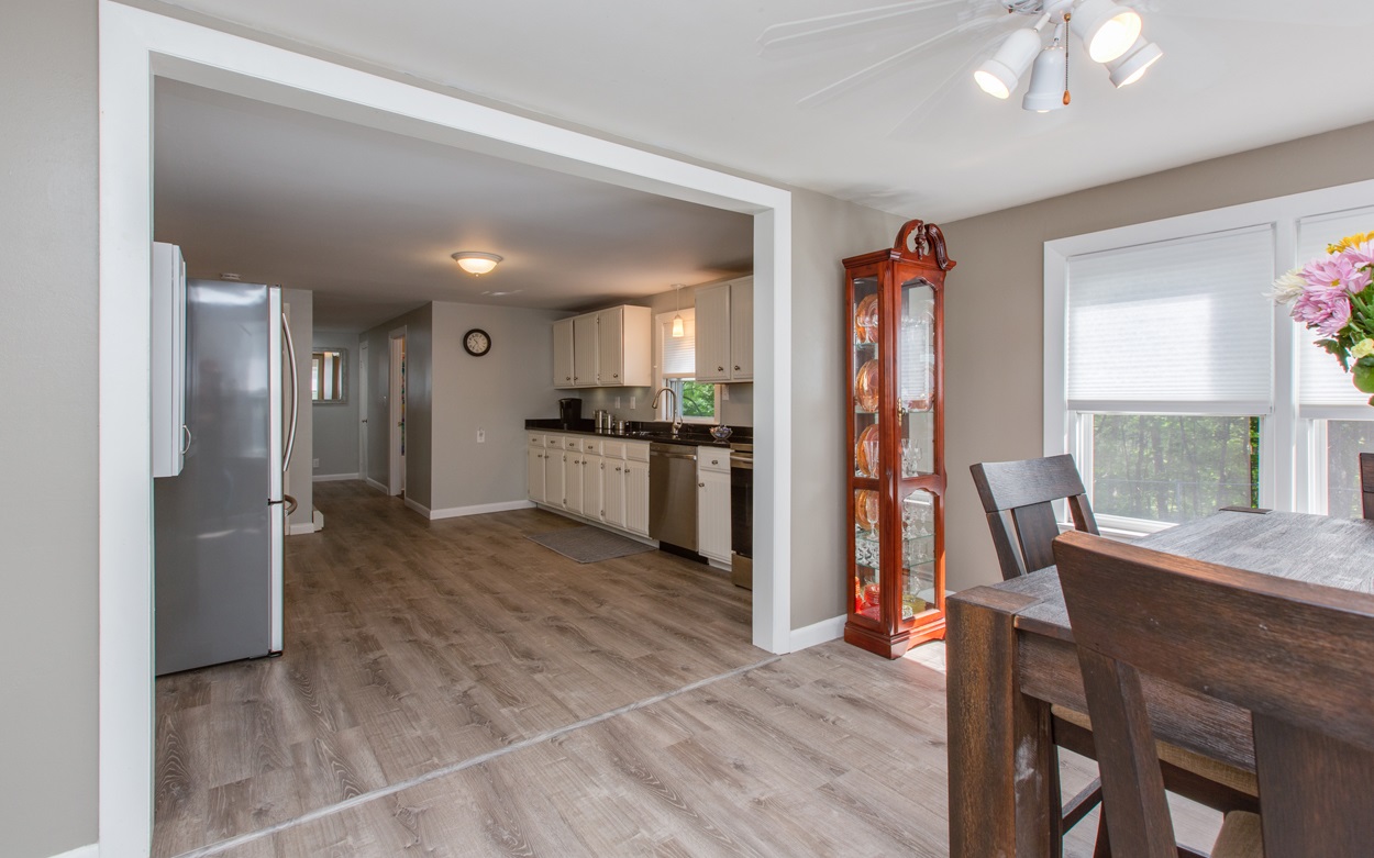 35 Lawrence Road Salem, NH 03079 - Photo 17 of 40 Gallery Image 17