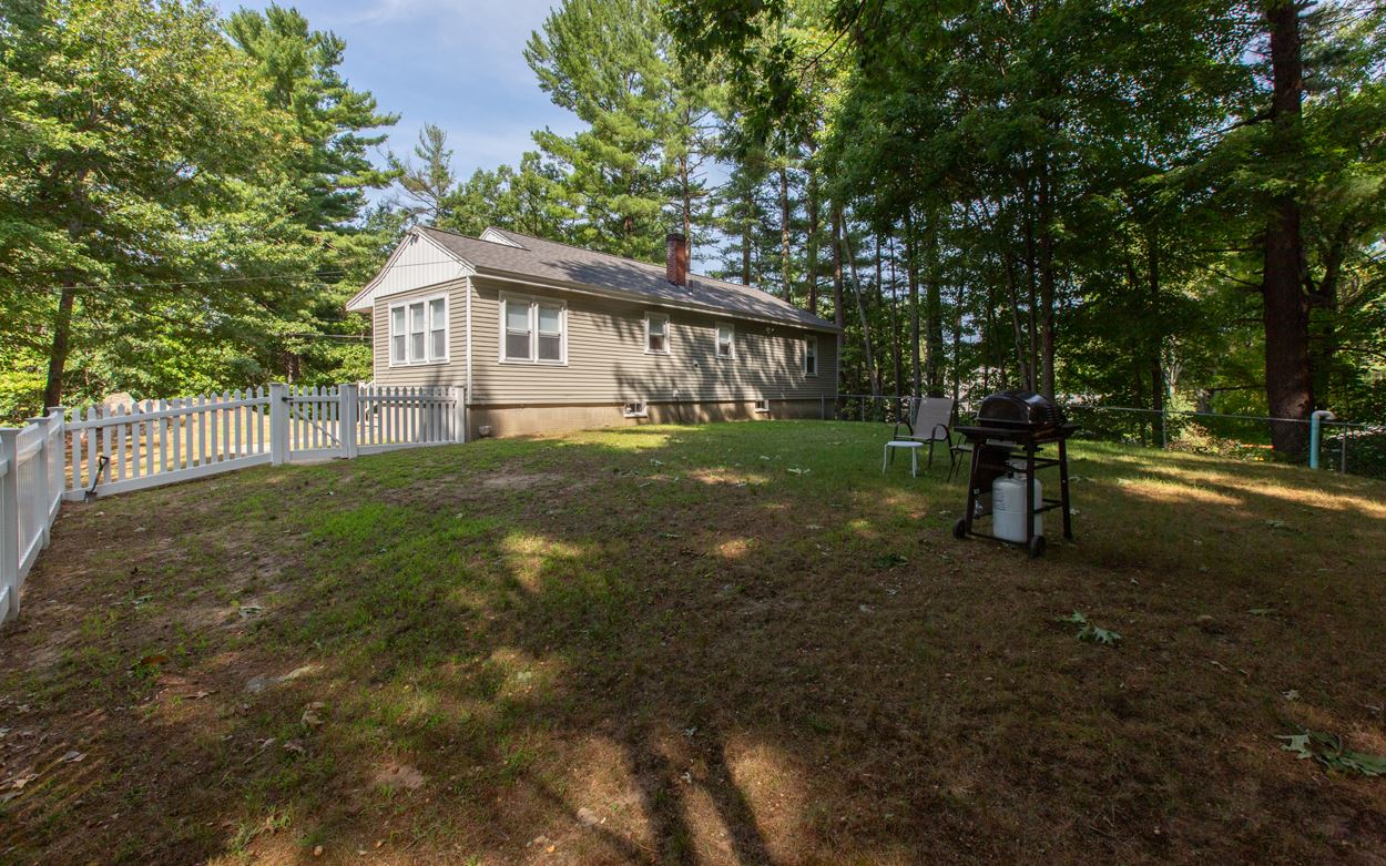 35 Lawrence Road Salem, NH 03079 - Photo 38 of 40 Gallery Image 38