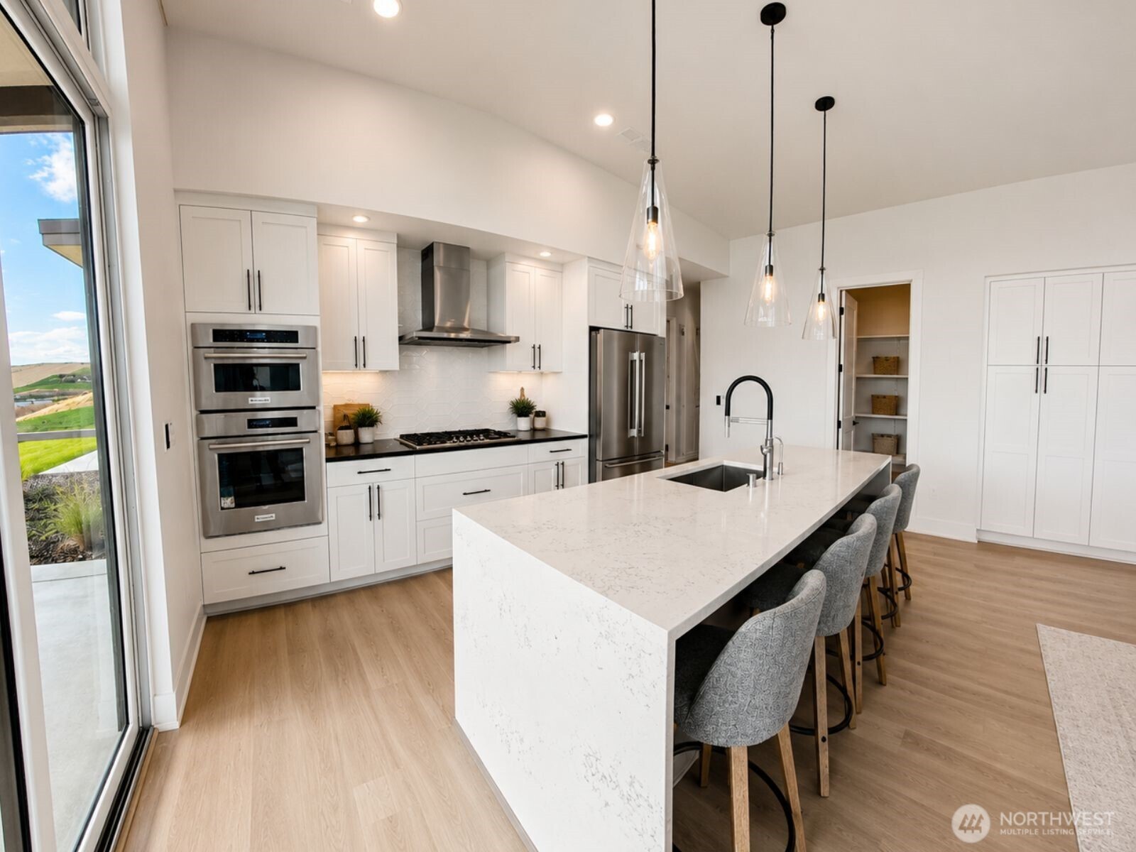 9665 Ridgeview Drive Northwest Quincy, WA 98848 - Photo 10 of 28