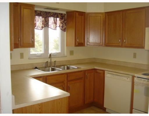 152 Herbst Road Coraopolis, PA 15108 - Photo 2 of 14 Kitchen.