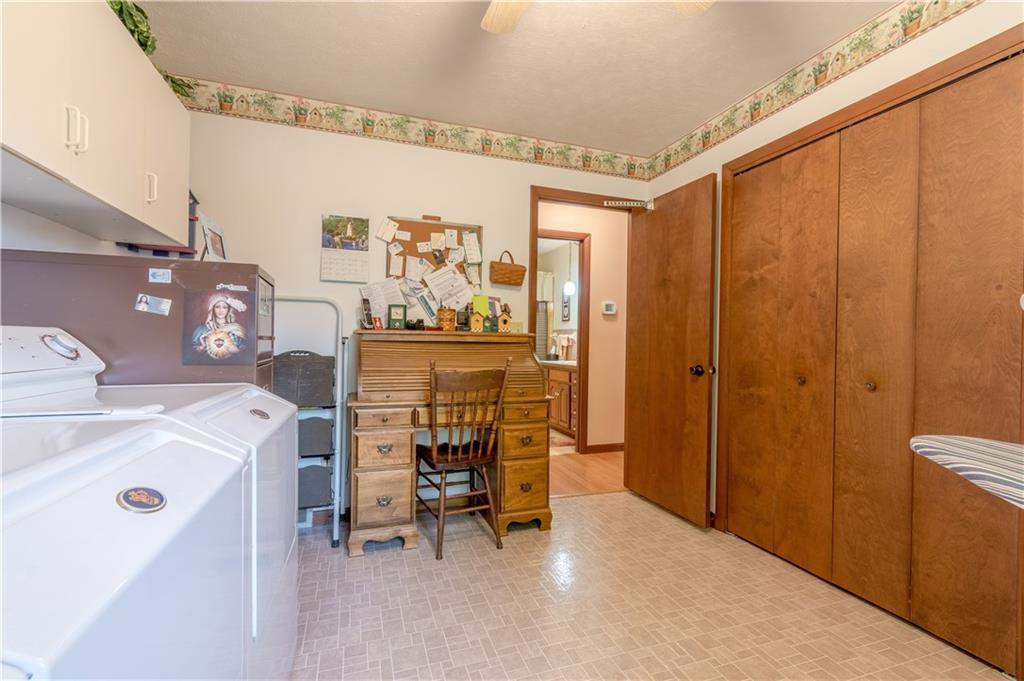 1126 Allison Road Bellefontaine, OH 43311 - Photo 19 of 36