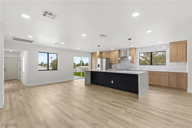 $1,050,000 | 1212 Santa Ynez Avenue, Henderson, NV 89002