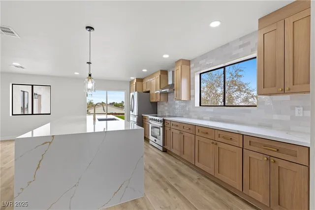 $1,050,000 | 1212 Santa Ynez Avenue, Henderson, NV 89002