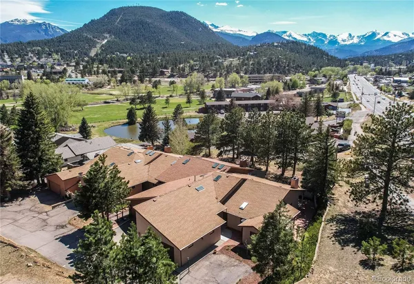 $689,000 | 836 Vista Lane, Estes Park, CO 80517