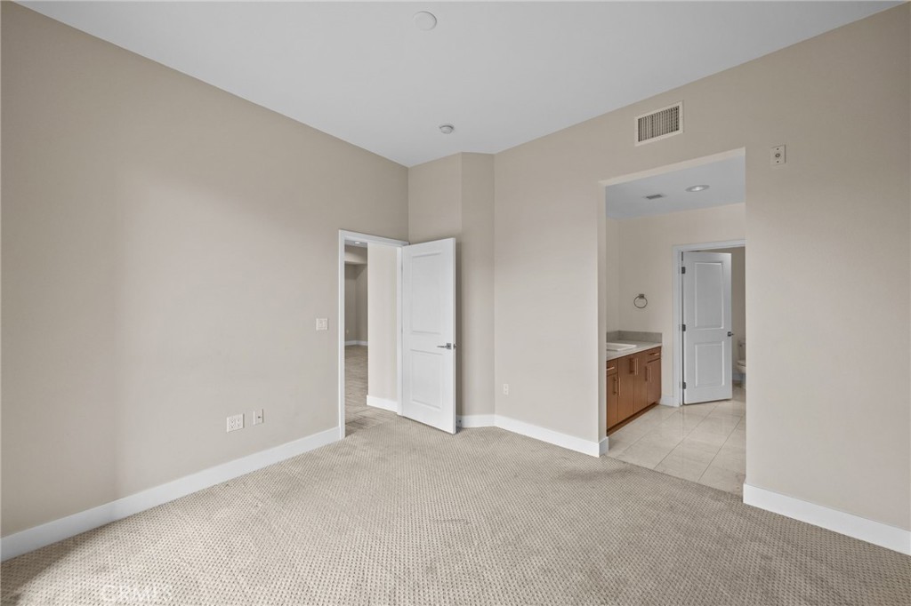 402 Rockefeller, Unit 305 Irvine, CA 92612 - Photo 13 of 45