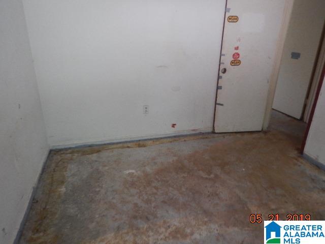 528 Southwest 10th Street Fayette, AL 35555 - Photo 6 of 14