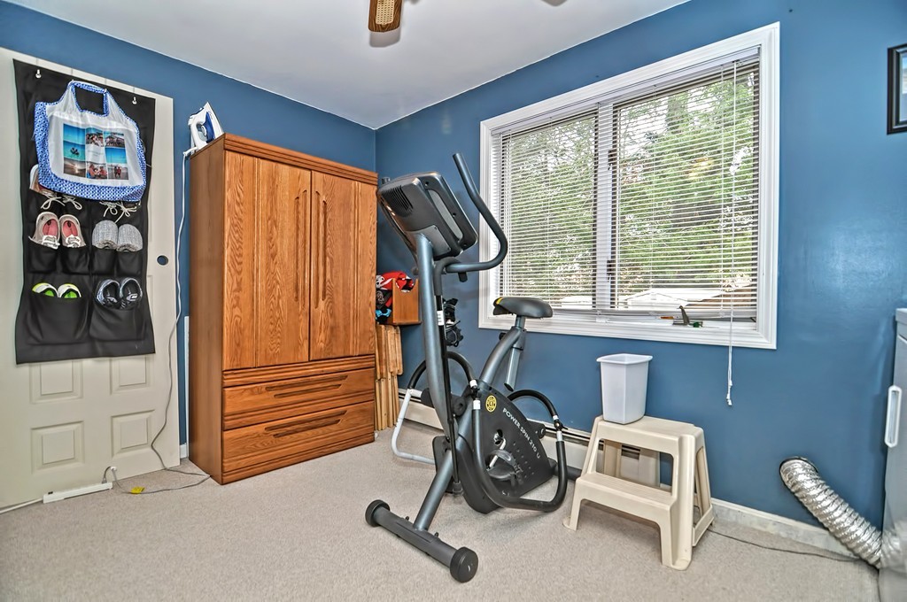 68 Deanville Road Attleboro, MA 02703 - Photo 17 of 26 Gallery Image 17