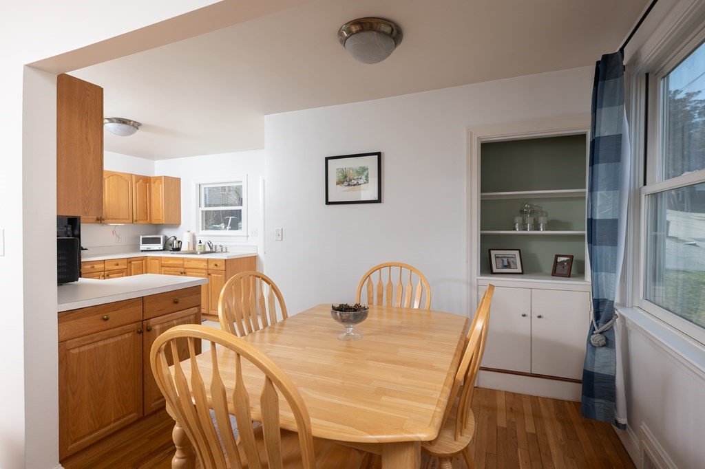 37 Bayberry Road Quincy, MA 02171 - Photo 7 of 27 Gallery Image 7