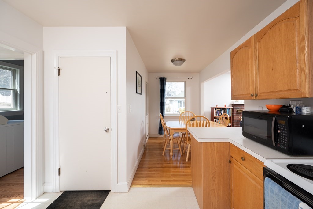 37 Bayberry Road Quincy, MA 02171 - Photo 10 of 27 Gallery Image 10