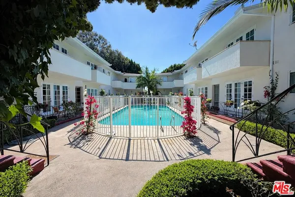 $5,000 | 1033 20th Street, Unit U, Santa Monica, CA 90403