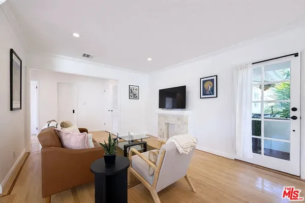 $5,000 | 1033 20th Street, Unit U, Santa Monica, CA 90403
