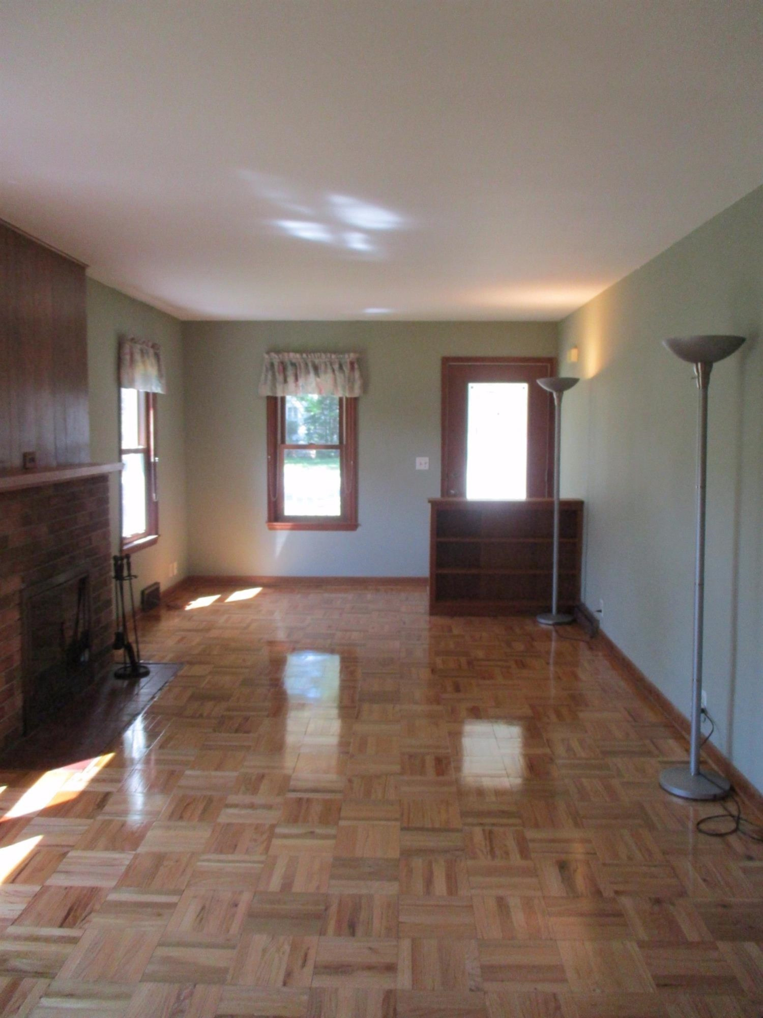 178 East Main Street Milan, MI 48160 - Photo 5 of 10 Photo 5
