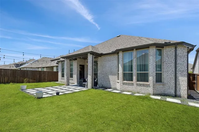 $2,850 | 9624 Boulder Pt Road, Oak Point, TX 75068