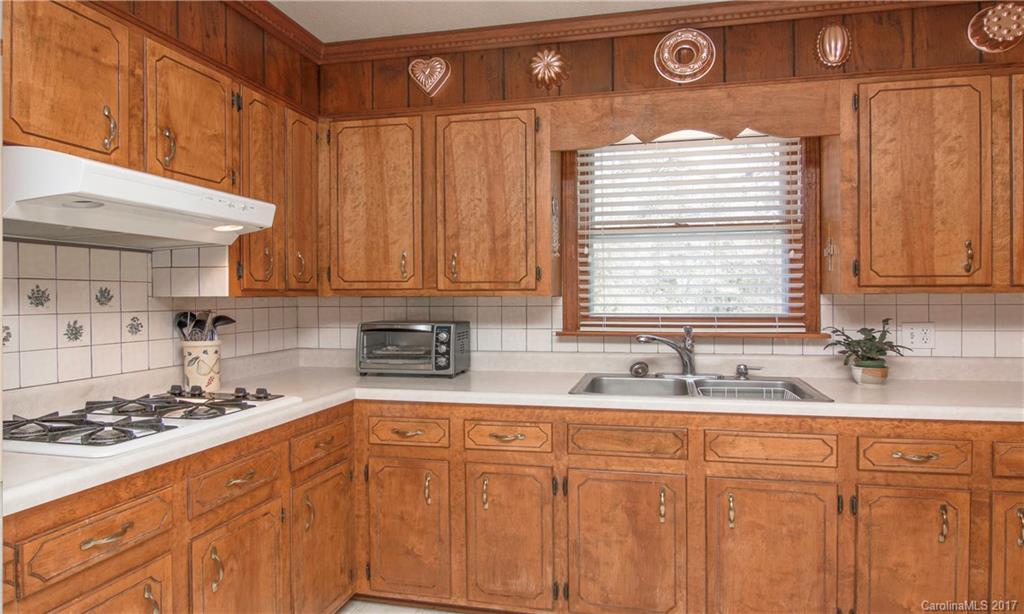 1672 Williams Road Fort Mill, SC 29715 - Photo 9 of 21