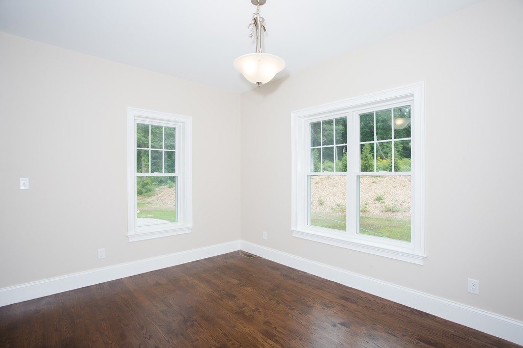 21 Swift Road Bourne, MA 02562 - Photo 4 of 9
