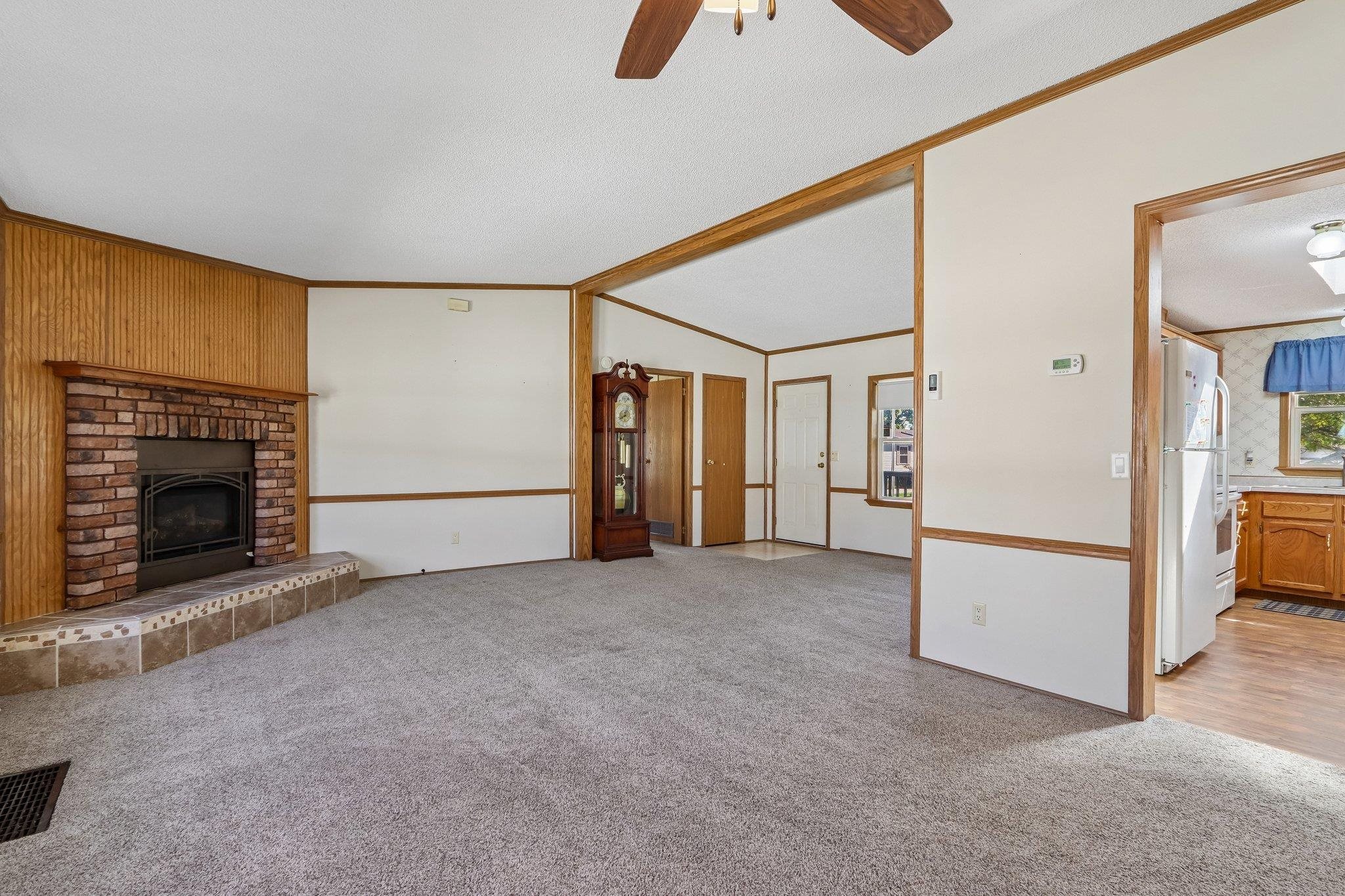 601 Park Ridge Road Waterford, WI 53185 - Photo 12 of 39 Gallery Image 12