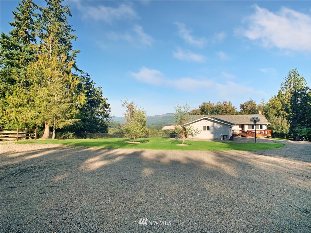 341 Autumn Hills Road Kelso, WA 98626 - Photo 2 of 40 Gallery Image 2