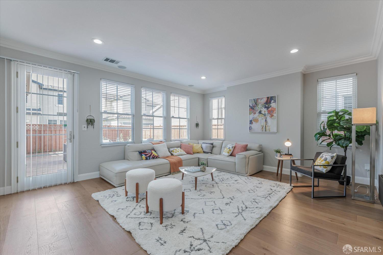 10 Jouett Square Alameda, CA 94501 - Photo 10 of 23