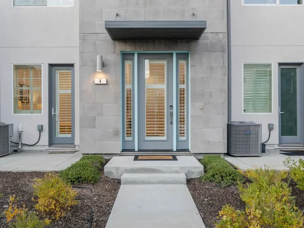 $1,200,000 | 115 Agustin Narvaez Street, Unit 4, San Jose, CA 95136