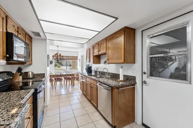 $299,900 | 315 Leisure World, Mesa, AZ 85206